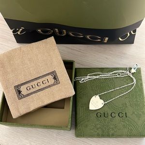 GUCCI Heart necklace